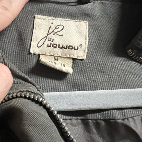 J2 Jou jou Jacket Juniors - Picture 2 of 3